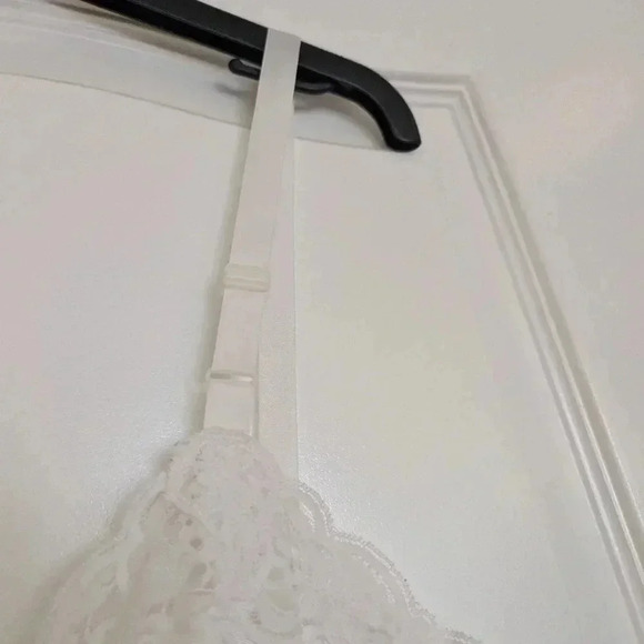 Vintage  French maiden classic white slip with lace details size small - Picture 6 of 10